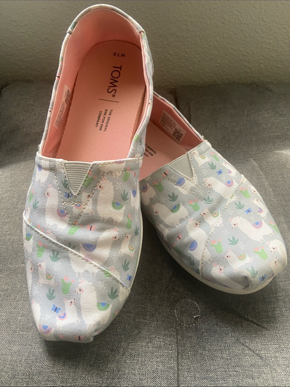 Toms Slip-On Canvas Shoes with Pastel Llama Print